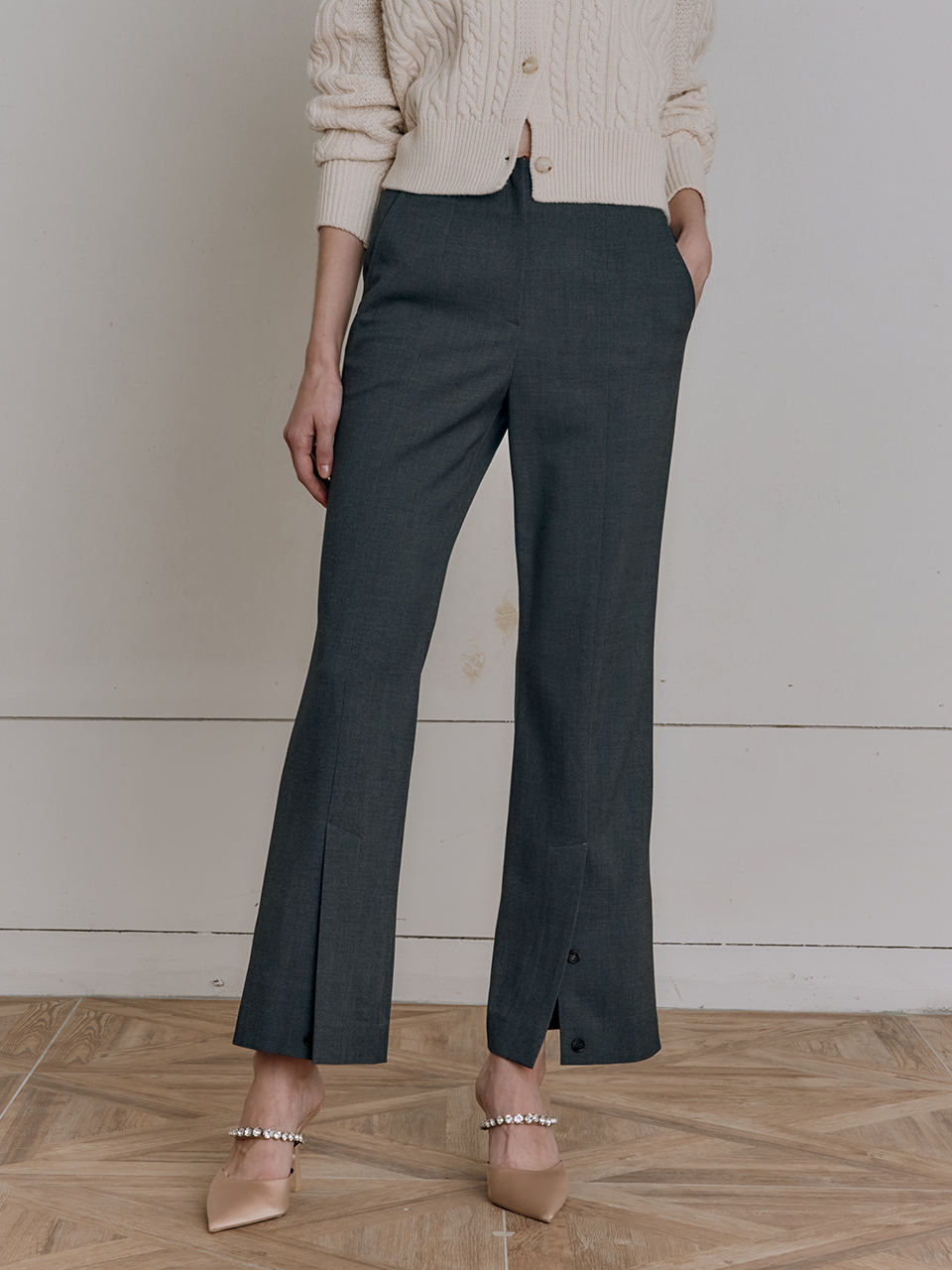 HACIE - FRONT SLIT WOOL TAILORED PANTS [3컬러]
