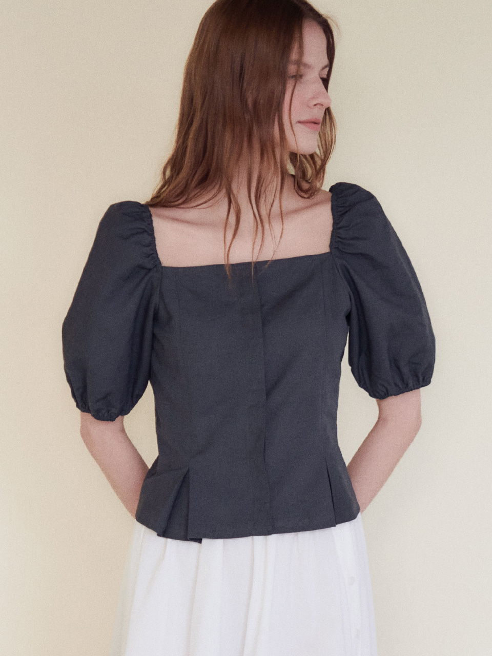 HACIE - BUSTIER PUFF-SLEEVE TOP [CHARCOAL]